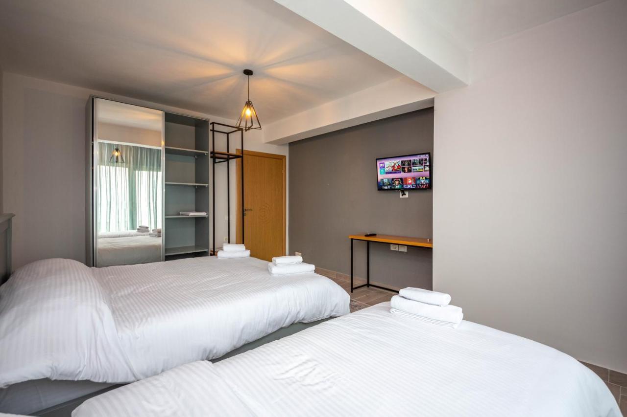 Aerial Hotel & Spa Vlore Exterior photo
